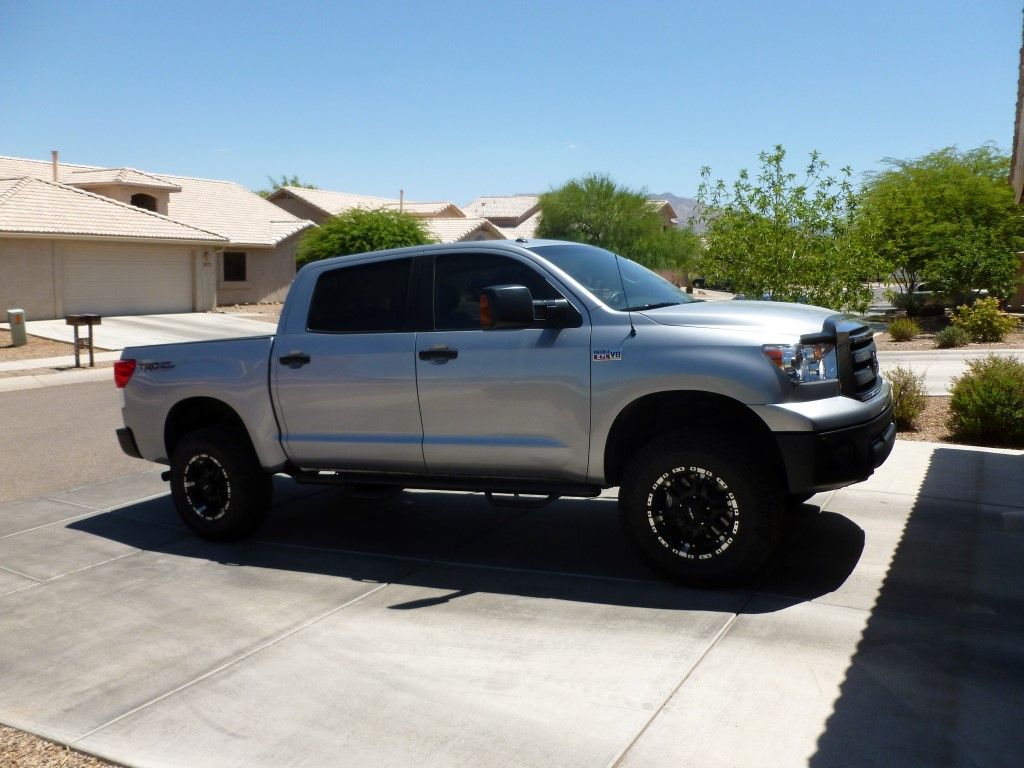 toyota tundra black grill surround #2