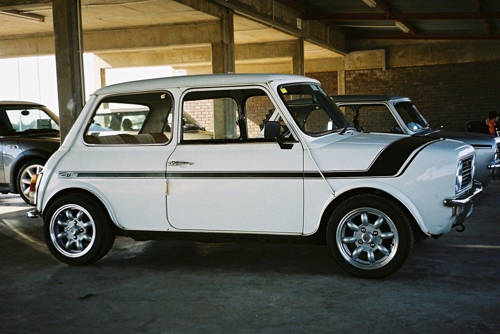 [Image: F10000178_zpsf2pyo0ld.jpg]