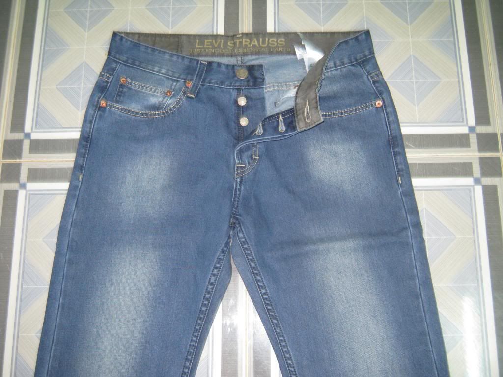 Xưởng Chuyên Sản Xuất Và Phân Phối Quần JEANS Nam Cao Cấp Các Loại, Áo Thun Đơn Giản