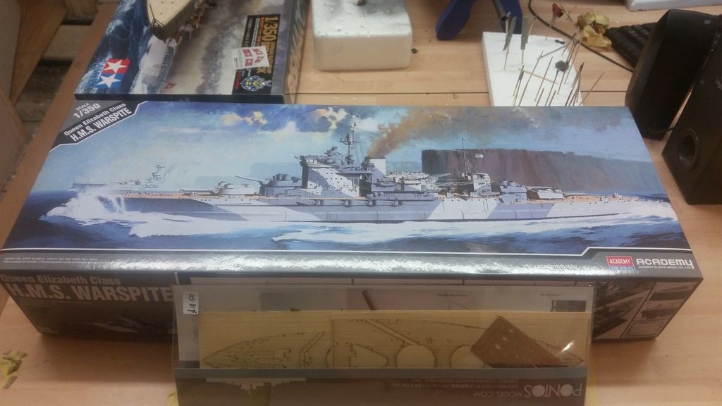 Academy Ship 1/350 Queen Elizabeth Class H.M.S.WARSPITE