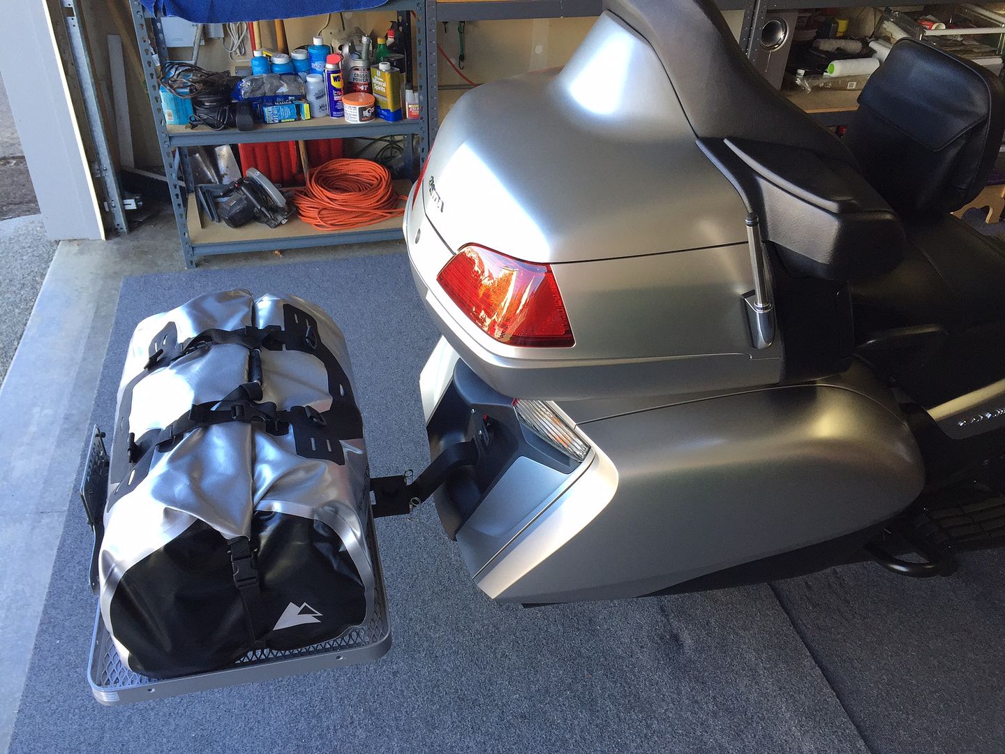 Luggage Racks vs Trailer Hitch Bags Need Help Honda Goldwing Forum