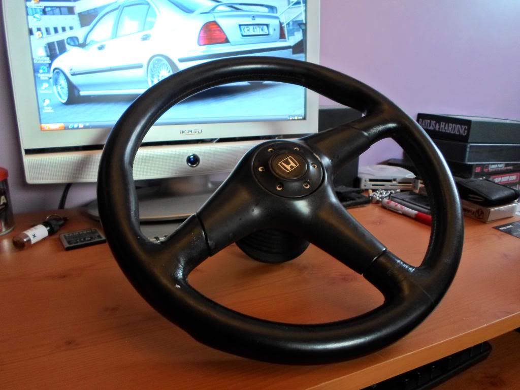 steeringwheel.jpg