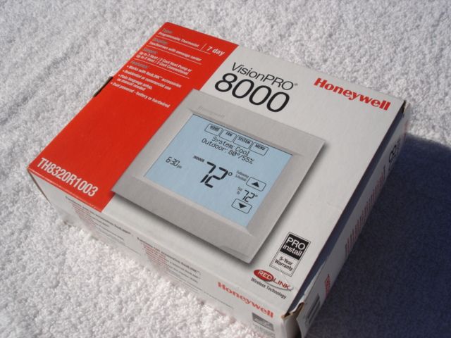 Honeywell TH8320R1003 Vision Pro 8000 Digital Touchscreen Thermostat NEW!!!
